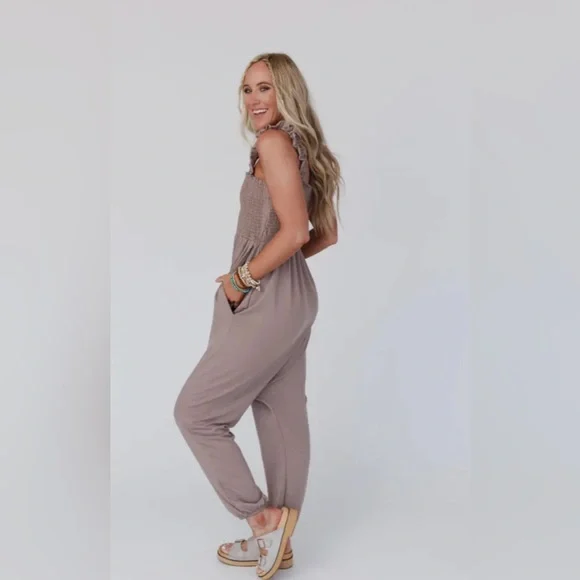 Three Birds Nest Willow Coco Harem Romper Large - Picture 2 of 7